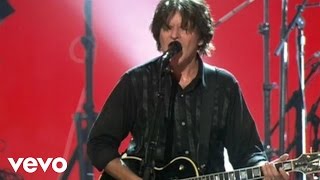 Miniatura de vídeo de "John Fogerty - Fortunate Son (Live)"