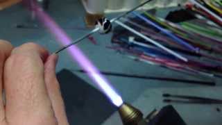 Lampwork Tutorial: How to Strike Silver Glass & Flame Control