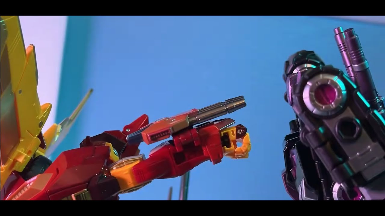 TRANSFORMERS DESTINY [TRANSFORMERS STOP-MOTION SERIES]