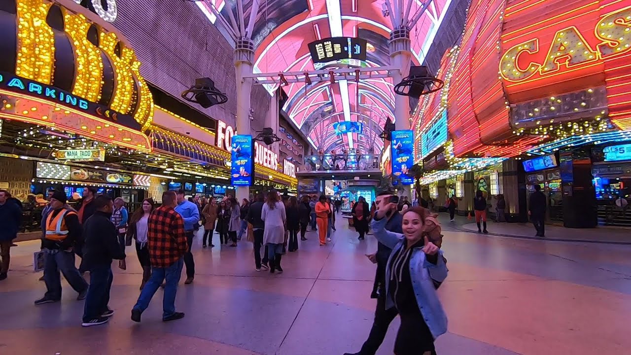 DOWNTOWN FREMONT STREET DAY&NIGHT SCENES VLOG 297 YouTube