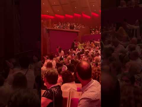 Matteo Bocelli Sydney Opera House 2024 "Quando Quando Quando" (2of8)