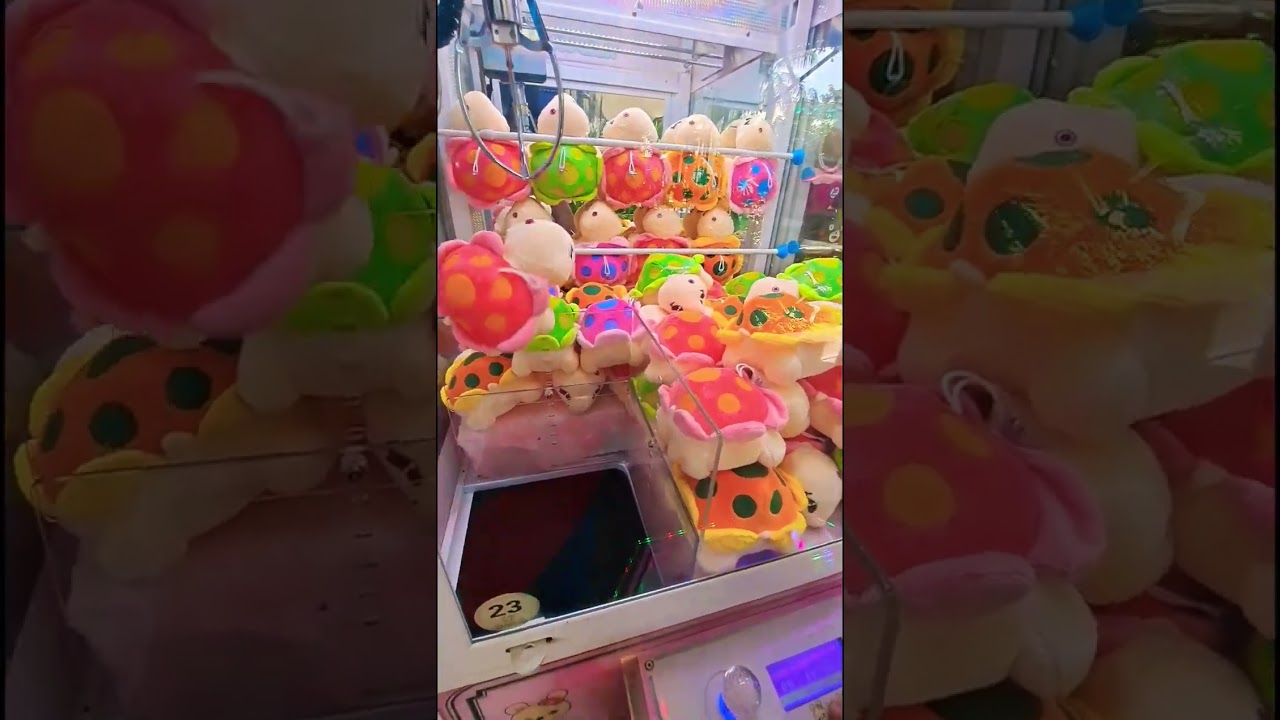 Satisfying Win Claw Machine Arcade Game pt. 25