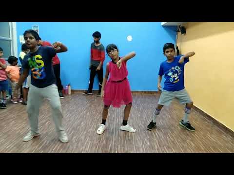 Kala Chashma|| BAAR BAAR DEKKO|| Kids Dance