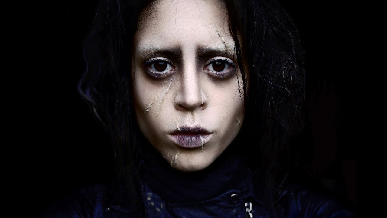 Edward Scissorhands (Easy Transformation) - YouTube