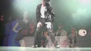 Is he still alive King of Pop The Show - Live at Zenith Paris 2009