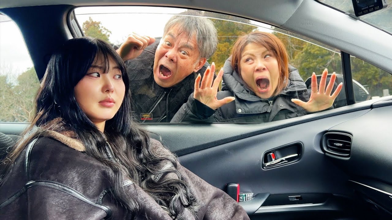 父と母を心霊スポットに置き去りにして帰ってみた。野田山墓地で兄妹がドッキリ仕掛ける