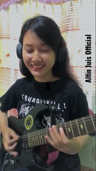 Cewek Cantik Jago Main Melodi || Cover Aftercoma #Shorts