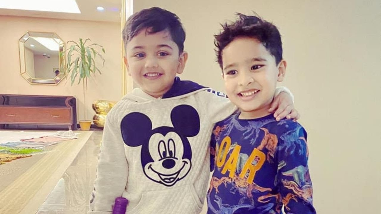 Taskin Ahmed Son playing cricket with Mushfiqur Rahim Son | Bangladesh  Cricket Team | - YouTube