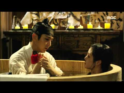 [Scholar Who Walks The Night] 밤을 걷는 선비 10회 - Lee Joon-ki give Lee Yu-bi a bath    20150806