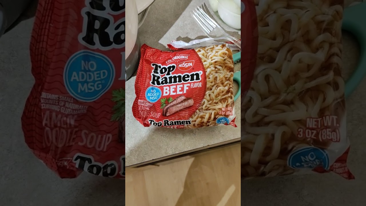 Eating Nissin Top Ramen Beef Flavor, Dbn, MI, 9/30/23
