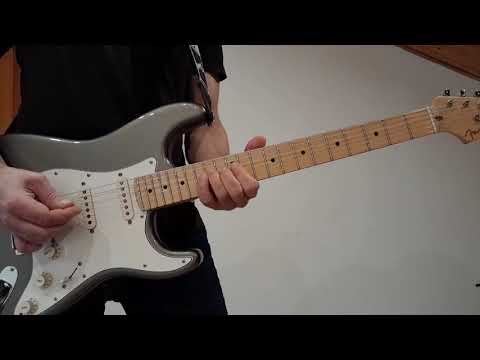Eric Clapton - Somebody's knockin' - solo cover