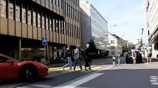 Ferrari 488 vs ferrari 458