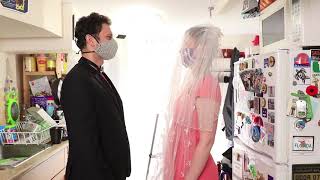 Corona Survival: You May Kiss The Bride