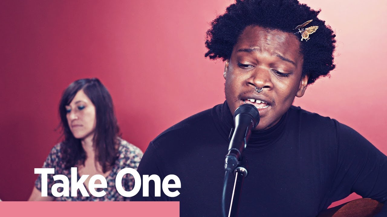 Shamir Performs Stirring Acoustic Set for 'Rolling Stone'