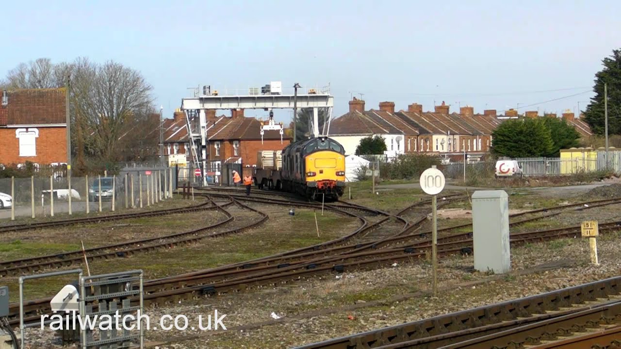 DRS Class 37's In Bridgwater Yard | Shunting | Flask Train | Wednesday 29th February 2012