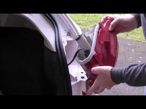 How to change the rear light bulb. turn signal, indicator. 2012 Seat Ibiza 1.4se.