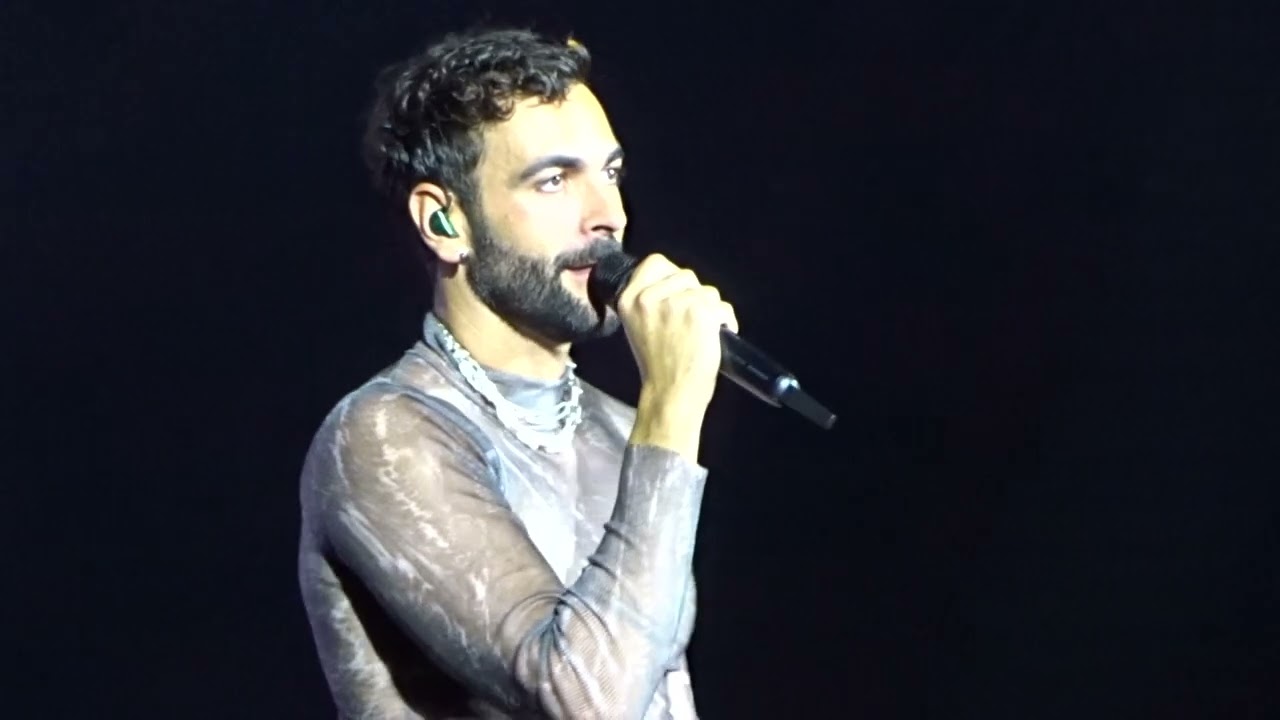 MARCO MENGONI - SORPRESA DI COMPLEANNO + 