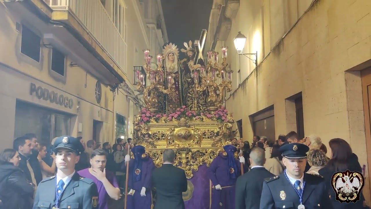 Afligidos en c/ Hospital de Mujeres, Jueves Santo Cádiz 2025