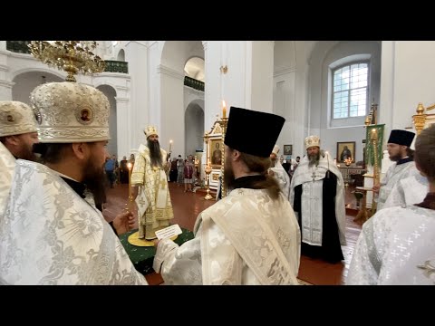 Видео: Базилика на Светия кръст (Kosciele Sw. Krzyza) описание и снимки - Полша: Варшава