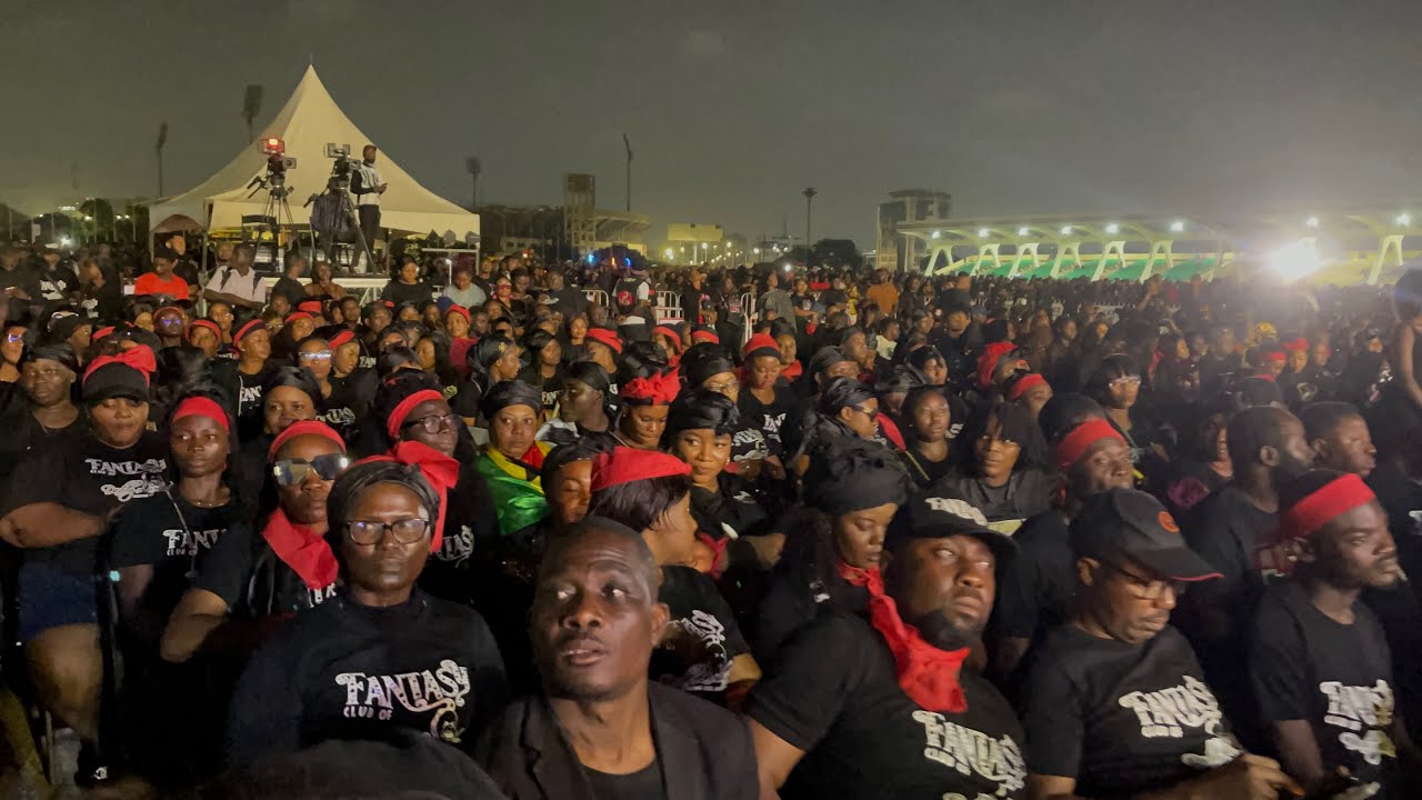 Thousands Ghanaian Youths Storms At Independence Square For Daddy Lumba’s Candlelight Vigil Night🤯