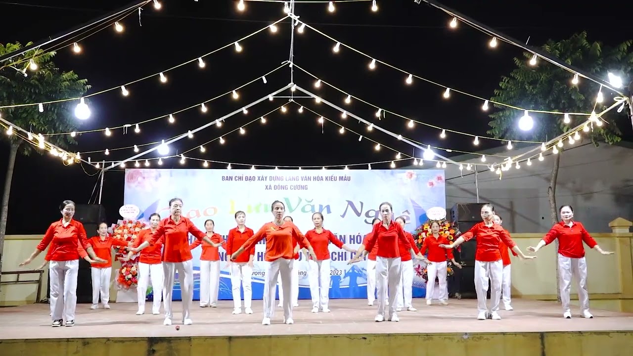 Nhảy dân vũ Tổ Quốc gọi tên mình