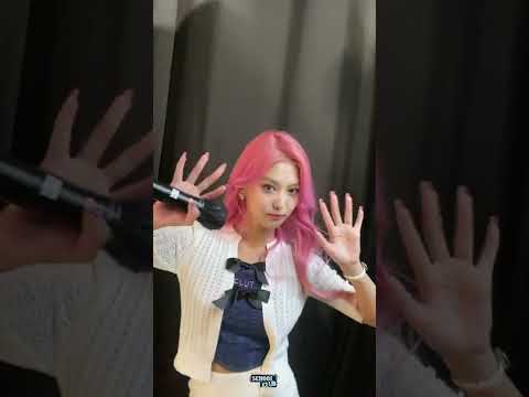 [After School <strong>Club</strong>] Before school <strong>club</strong> <strong>by</strong> MOMOLAND (모모랜드의 오프닝 인사 비하인드) #<strong>Shorts</strong>
