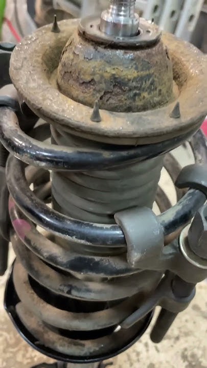 Шевроле Авео Т250 Замена переднего амортизатора. #ремонтавто # ...