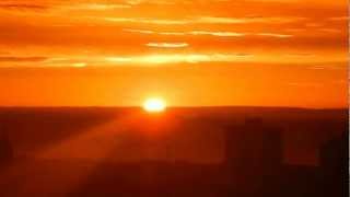 Amanecer en el Estrecho de Magallanes....Punta Arenas....
