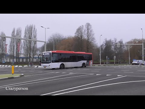 EBS Iveco bus Lijn 87 over kruispunt Groene Kruisweg in 2020