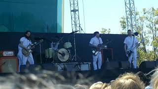 Video thumbnail of "Frank Iero And The Future Violents - Great Party - 25th Vans Warped Tour"