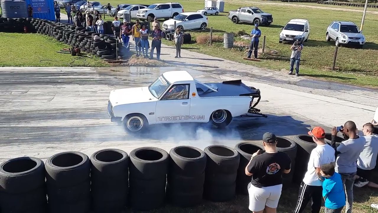 Herman Mostert ''Jack Russel'' 2JZ Nissan 1400 Bakkie - 7,8@285