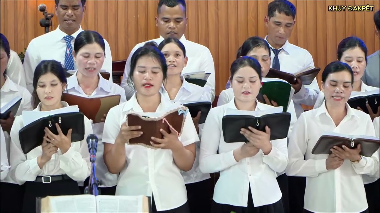 KIƠ̆ KRĂ YANG RIM NĂR / Hơri ư-ang 115