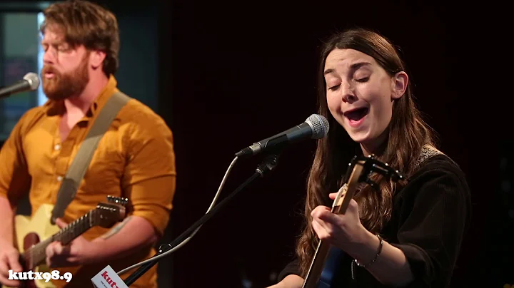 Katie Pruitt  "Expectations" (Live in KUTX Studio ...