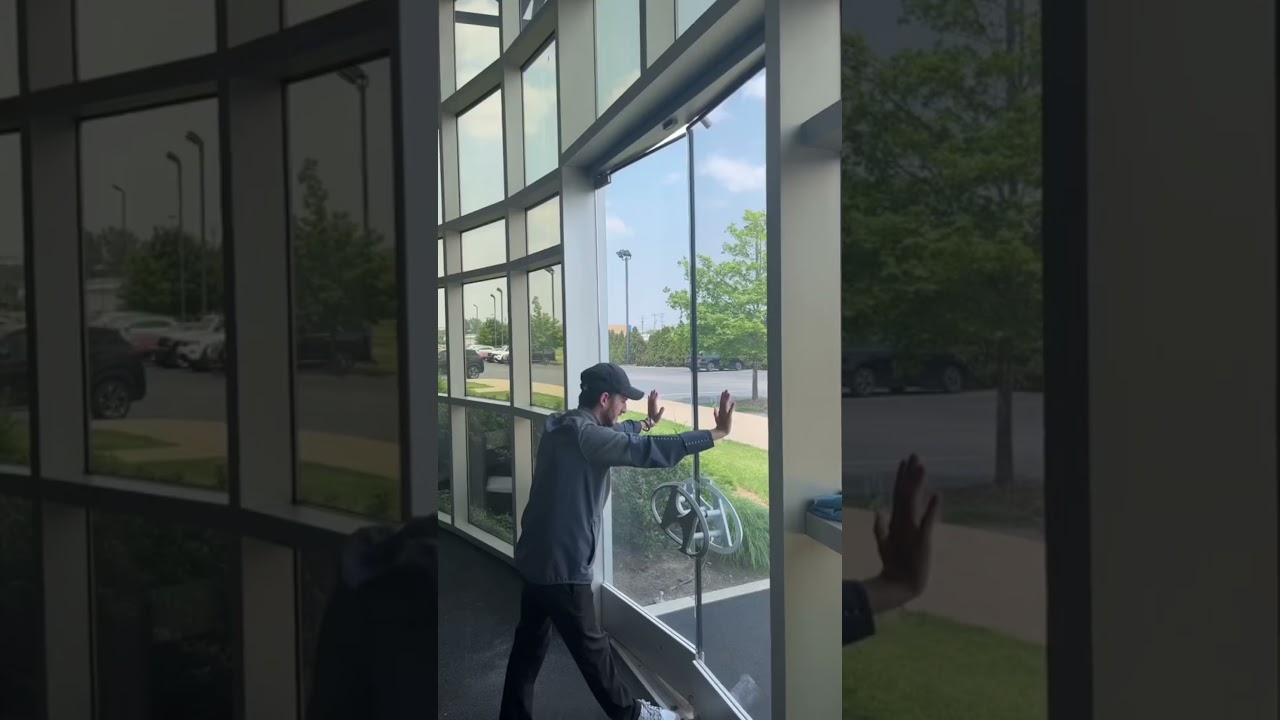 Where are the customers? 🫠😭 