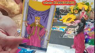 Download Lagu 🔮Fique em SILÊNCIO🤭Alguém vai dar sinal que AMA VOCÊ ‼️#mariapadilha #tarôamor  MP3