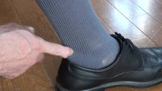 消臭靴下の比較：スーパーソックスの後ろが薄切れ