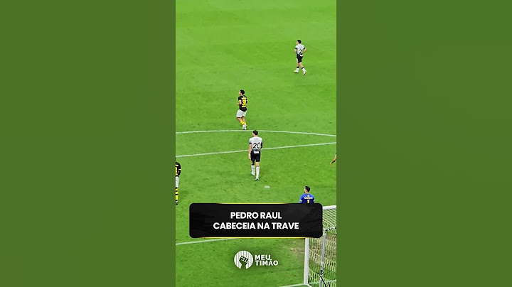 PEDRO RAUL ACERTA A TRAVE E QUASE MARCA PARA O CORINTHIANS