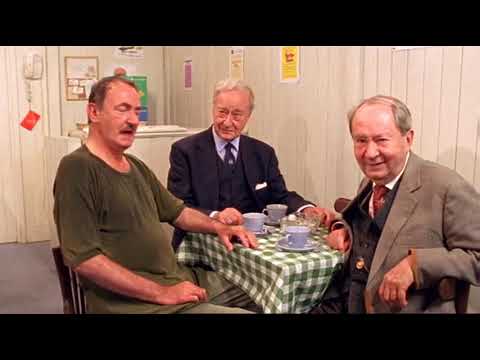 Last of the Summer Wine - Season 25 Episode 07: Barry Becomes A Psychopathic Killer, but Only Part