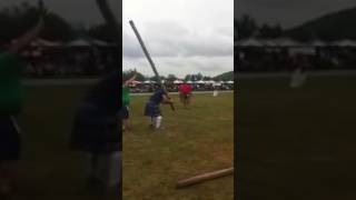 Paul Mullinax Wins the Caber Toss