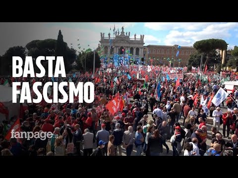 Roma, le voci della piazza dei sindacati: "Il fascismo non è un fantasma del passato" Episode cover