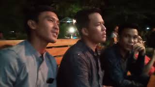 Dreamband_bernyanyi untuknya