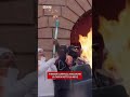 Fiamma olimpica, a Bologna la tappa sotto la neve