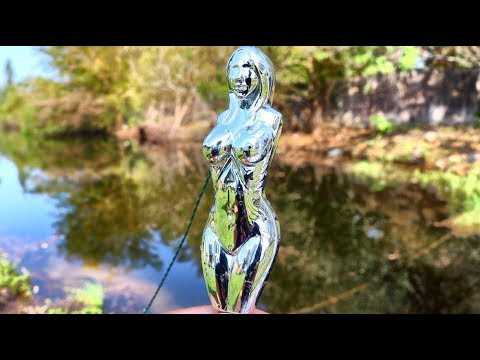 Naked Girl Lure Catches Fish???? Crazy Japanese Lure Fishing