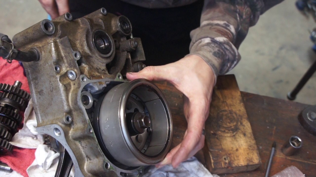 Honda XR250L Bottom End Assembly PT1 - YouTube