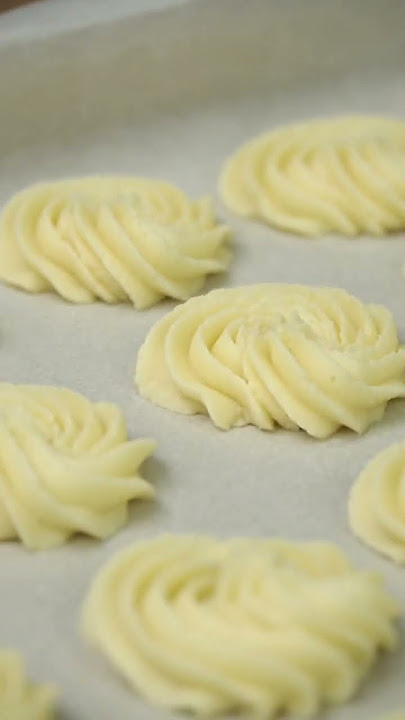 Crispy Egg White Cookies