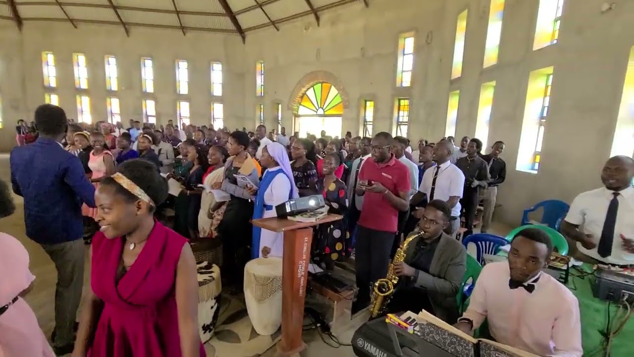 Maboza maboza with the nurse finalists at St camillus KIU WC