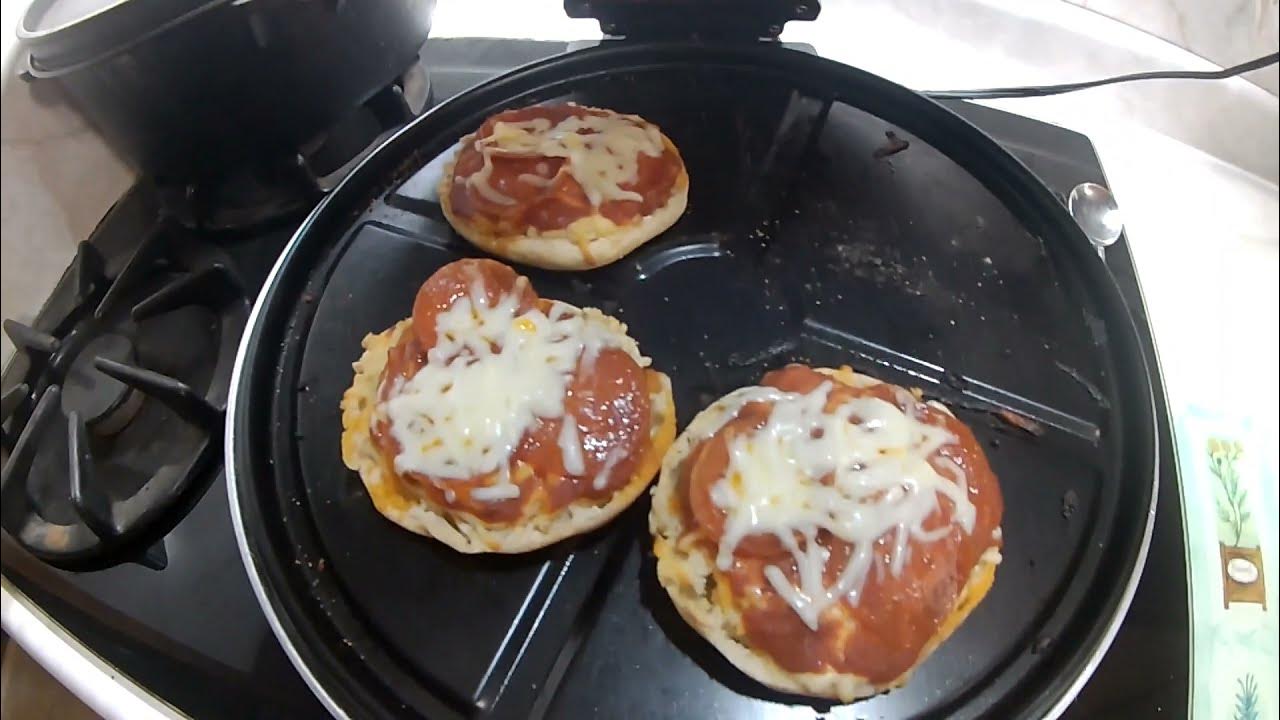 English Muffin Pizza