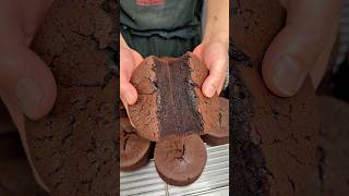 まるで“生チョコ”なふわふわガトーショコラ