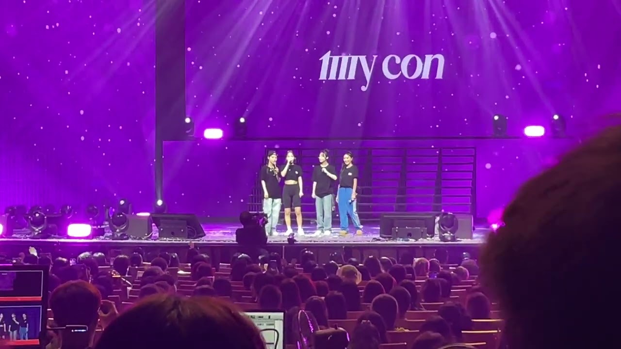 MAMAMOO - L.I.E.C + Um Oh Ah Yeah @MyCon Singapore 20230209