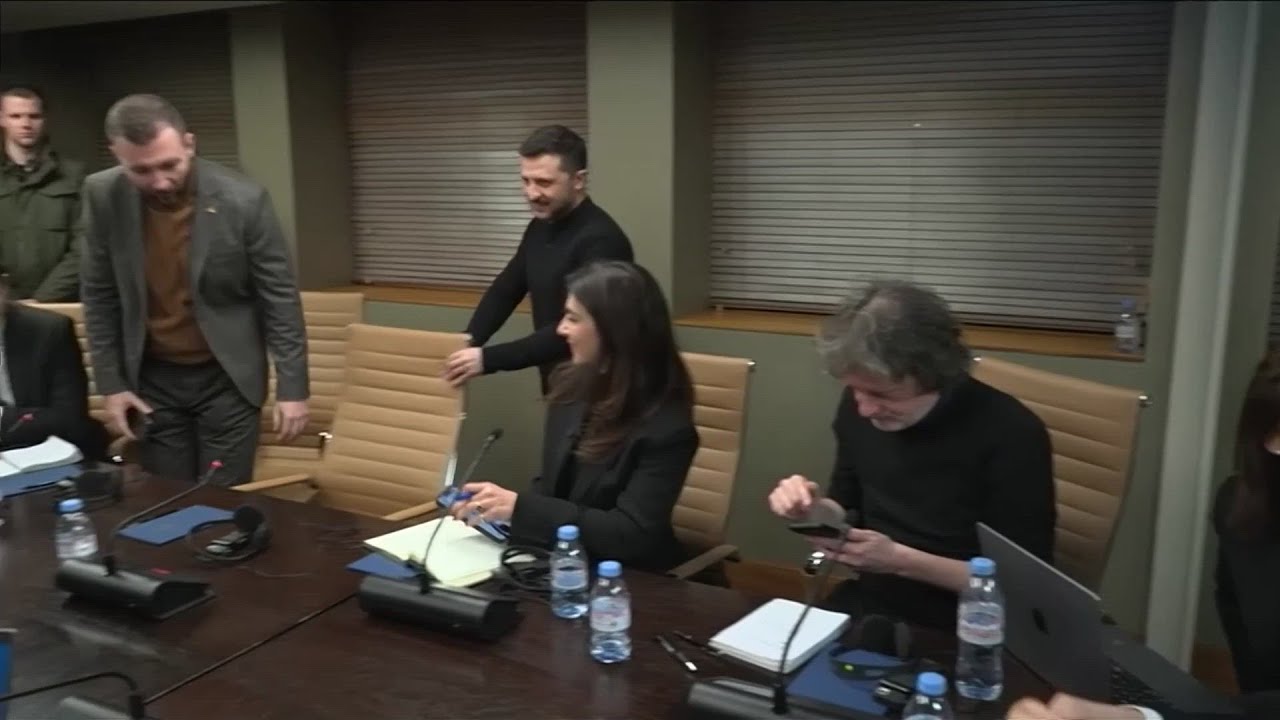 Зеленський заявив, що зможе відновити відносини зі США